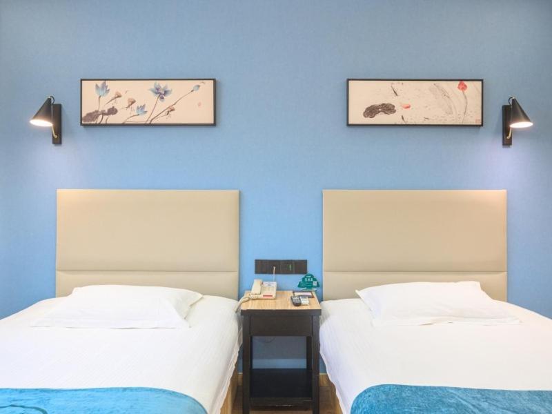 Greentree Inn Henan Kaifeng Gulou Square Express Hotel ภายนอก รูปภาพ