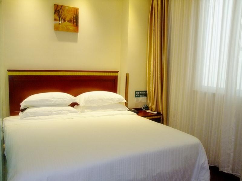 Greentree Inn Henan Kaifeng Gulou Square Express Hotel ภายนอก รูปภาพ