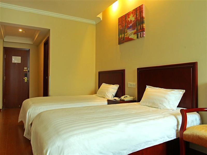 Greentree Inn Henan Kaifeng Gulou Square Express Hotel ภายนอก รูปภาพ