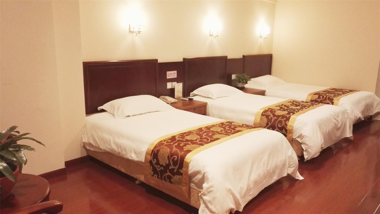 Greentree Inn Henan Kaifeng Gulou Square Express Hotel ภายนอก รูปภาพ