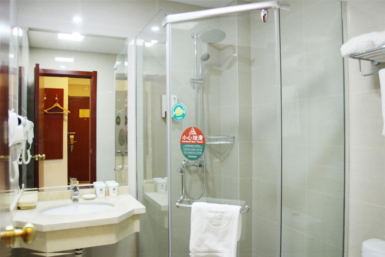 Greentree Inn Henan Kaifeng Gulou Square Express Hotel ภายนอก รูปภาพ
