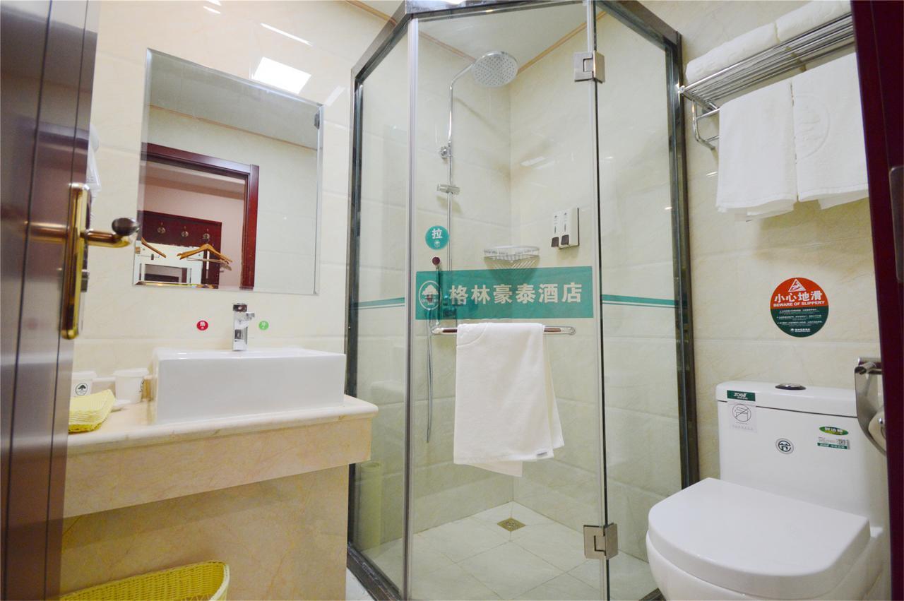 Greentree Inn Henan Kaifeng Gulou Square Express Hotel ภายนอก รูปภาพ